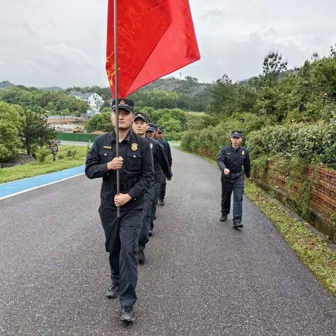 森林防火不松懈 守护平安我在岗