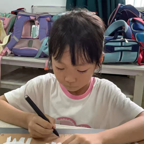 【画院】宝庆路金庭学校 一年级2307班许馨悦 艺术档案