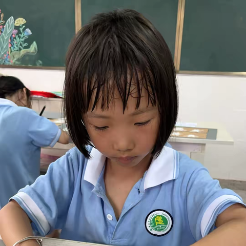 【画院】宝庆路金庭学校 一年级2304班李墨一 艺术档案