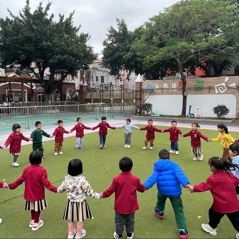 爱上幼儿园，快乐“美”一天 ，国际五班一周回顾