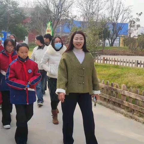 【“餐”与陪伴，监督护航】开封大学附属小学膳食委员会活动