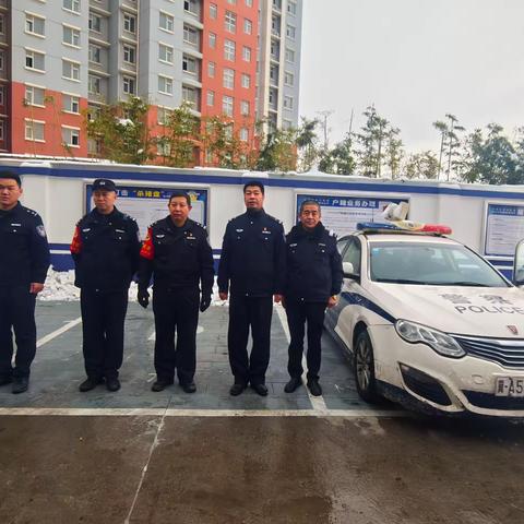 冰雪练兵忙、实训砺硬功