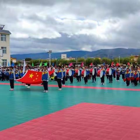 学习党的二十大，争做新时代好队员——小中甸镇小学少先队第74个建队日