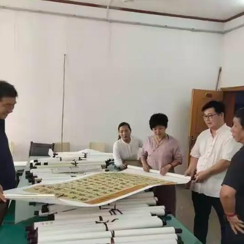 七一建党节书画作品展布展纪实