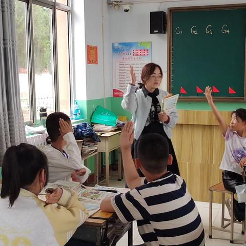 府谷镇学区"青蓝工程"徒弟 汇报课活动纪实