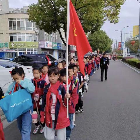 亲近自然 感受秋韵——金湖县城南实验小学四年级秋游记