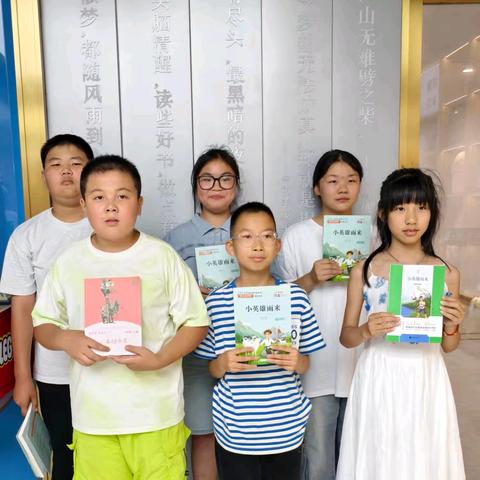 阅读点亮心灵 书香伴我成长