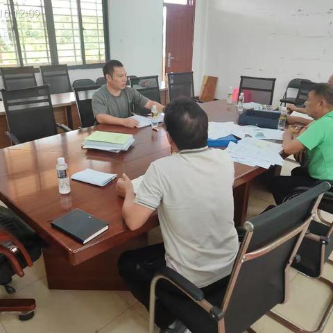 临城镇驻镇工作队开展驻村工作专项督导检查