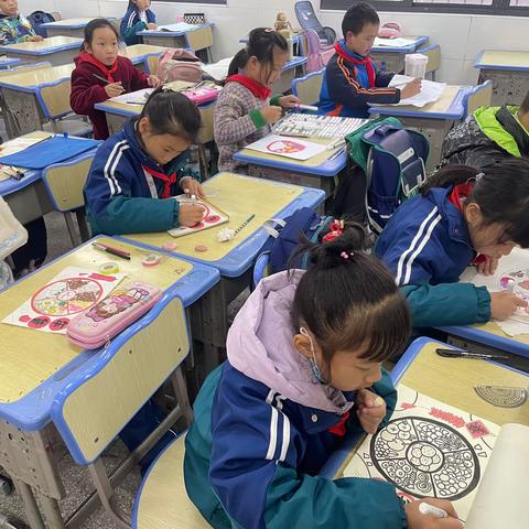 富强小学三、四年级美术社团•秋季期末作品成果展