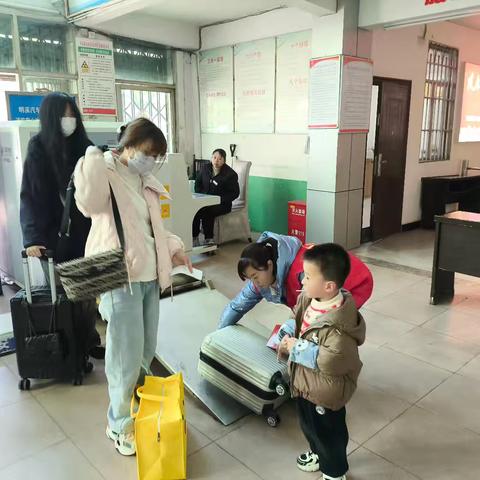 【明溪交通“帜高·道远”】明溪县交通运输局开展“暖冬行动”春运志愿服务活动