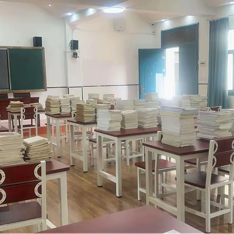 夯实教育之基，点亮前行之路 ——钢城十二中常规检查全记录