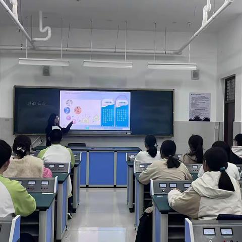 笔尖绘科学！研究生工作站 “心动组胺制造团”：用漫画让过敏反应知识变直观