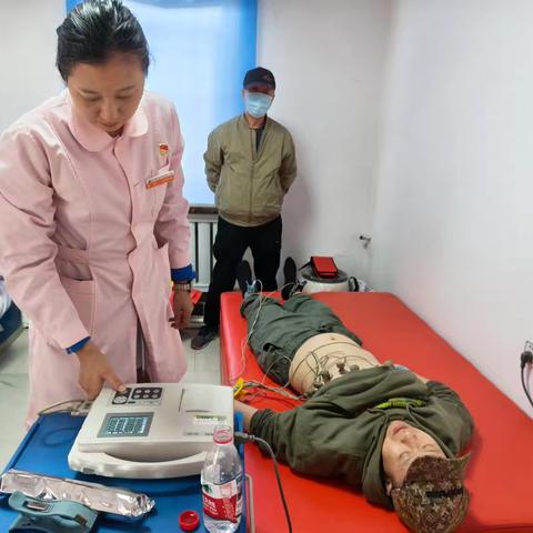 爱心义诊进社区 健康服务暖民心 ——齐齐哈尔医学院附属第一院联合北群社区开展免费义诊活动