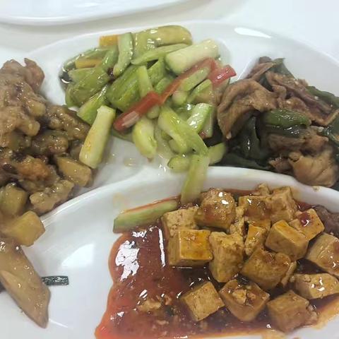 食品安全睿德职高在督促