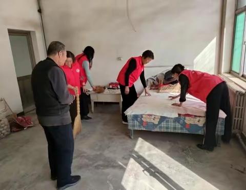 鲍店镇开展“帮扶进万家”志愿服务活动