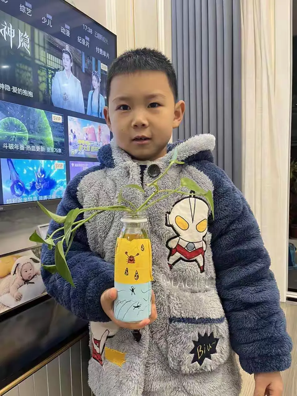 简篇-劳动砺心志,实践促成长—一(12班)水培植物活动