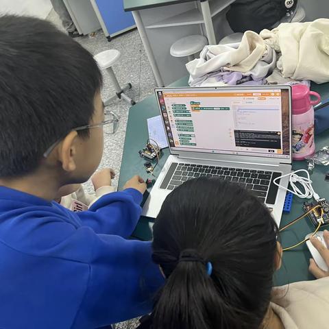 五年级乐高课-门铃（副本）