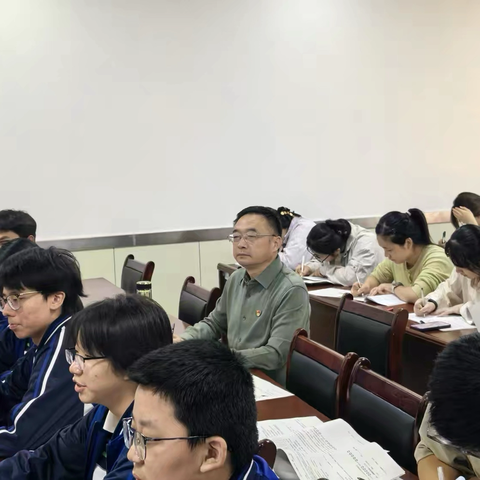 "做中学"理念在物理课堂中的实践探索——记开元中学校级物理公开课活动