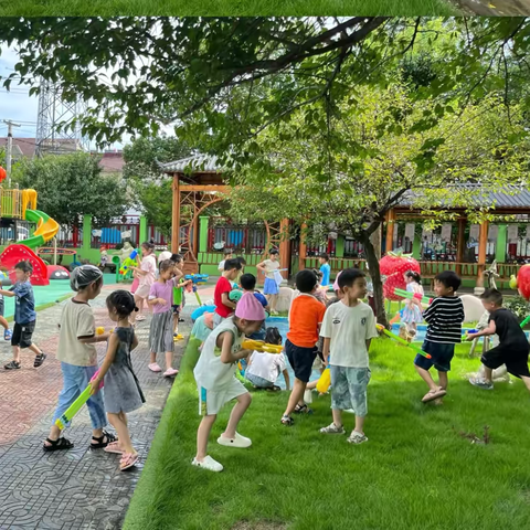 缤纷夏日，快乐成长