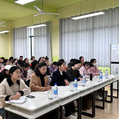 研习课程标准  推进幼小衔接——芦溪县小学语文名师工作室“送课下校”活动