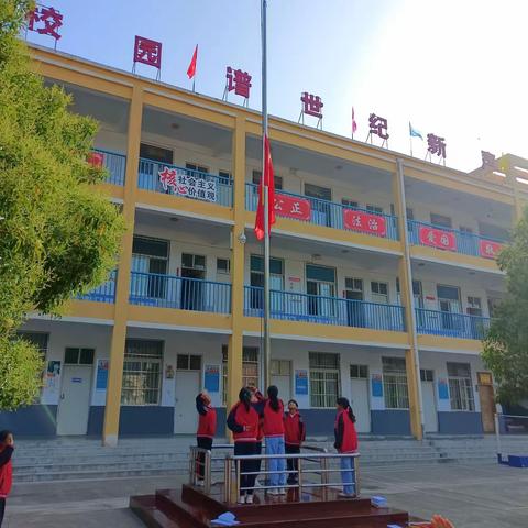 五月校园生光辉   砥砺奋进绽芳华