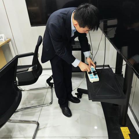 泾川支行周安全检查