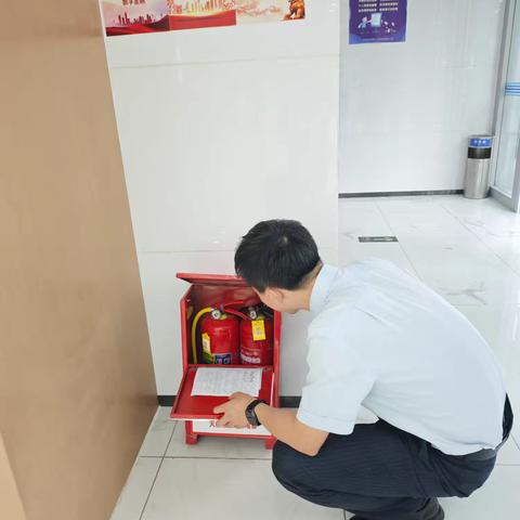 建行泾川支行开展周安全检查工作