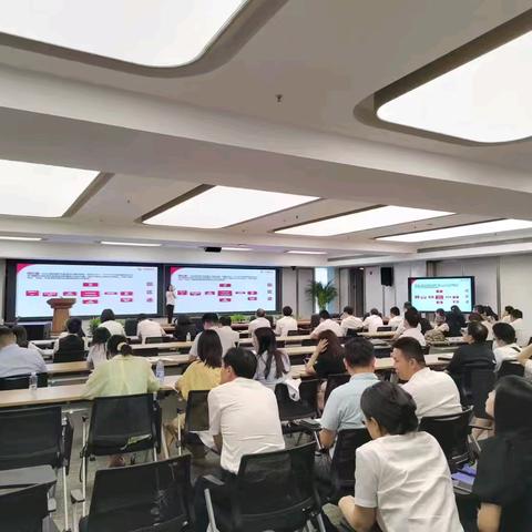 分行举办2024年第一期公司序列人员培训及通关考试