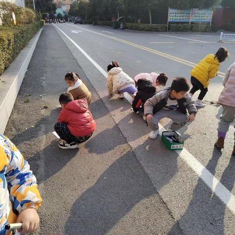 如“影”随行———二十九中附属幼儿园大二班生成课程