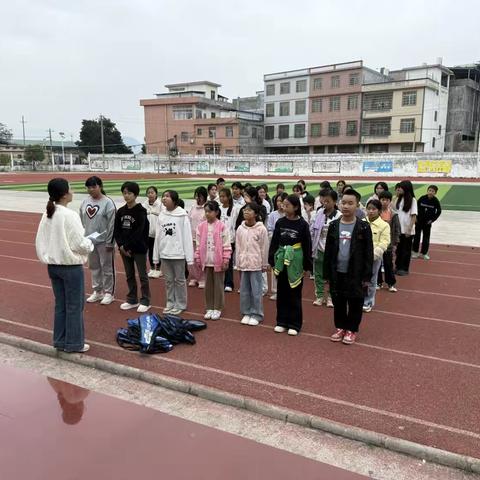 宁远十小六年级🏸羽毛球社团｜挥拍逐光，少年向阳！