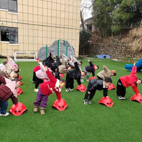 春天里，万物生