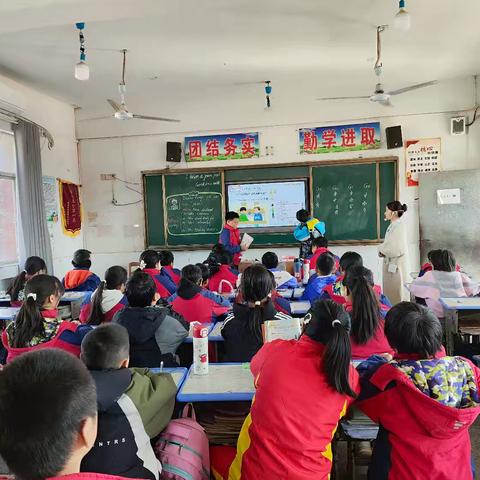 2025 年都昌县中馆镇中心小学推门听课活动