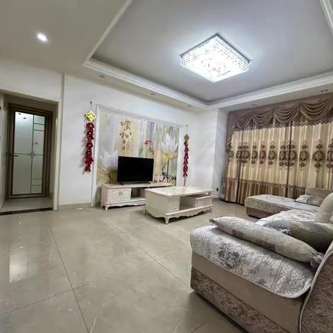 ⭐️66.8万凯旋国际公馆精装3/2/2户型，横厅大套三双卫，产权89平米南北通透。老证,V66965看房提前联系好楼层