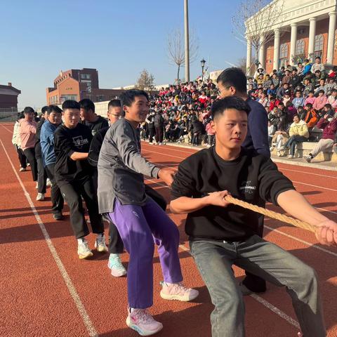 齐心协力，“绳”采飞扬