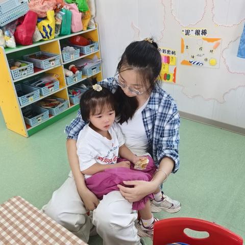 【成长日】别着急慢慢来，我们会闪闪发光——淮滨县第三幼儿园豆豆一班萌宝“满月记”