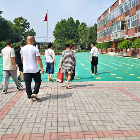 “食”光邀约，“味”爱更透明 ——大屯乡中心小学开展食堂开放日活动