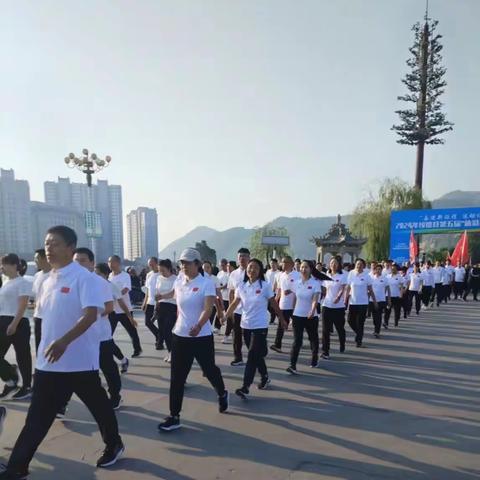 绥中精神  传承有我 ——绥德中学健步走比赛榜上有名