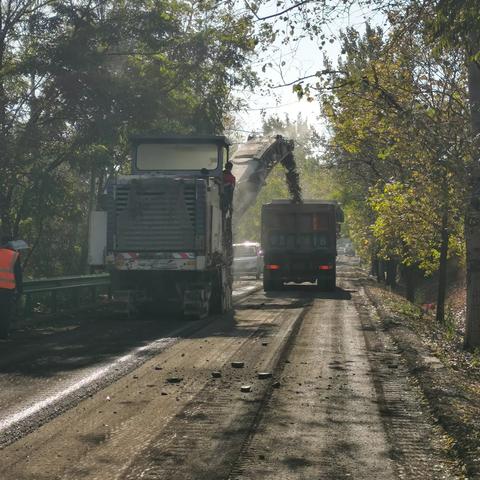 2023年第二批普通国省道路面养护工程长治段境内主体工程胜利完工