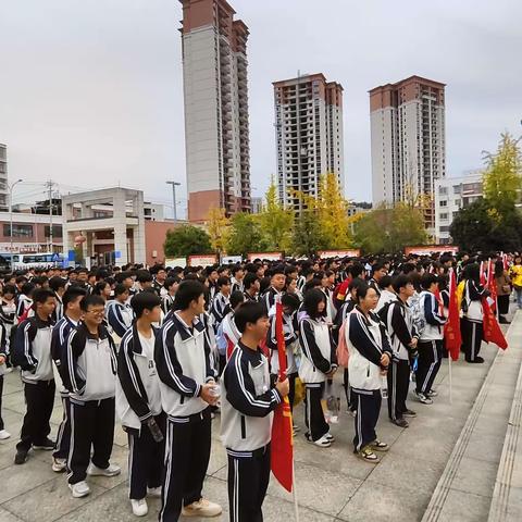 铜仁市第十五中学高二（1）班“探访千年苗乡·解密潜龙秘境”研学实践活动