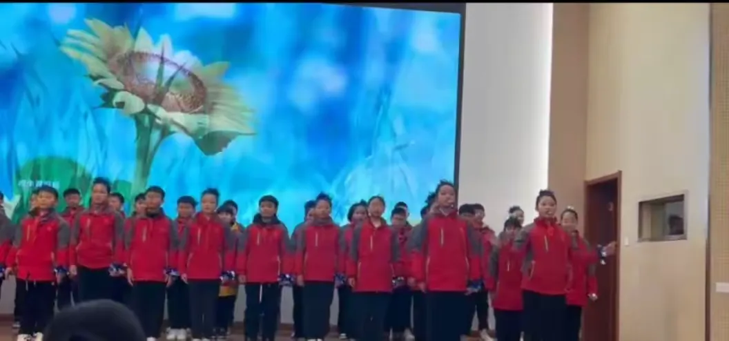 简篇-冬风迎诗意,艺术绽芬芳
——人民路小学文博校区六年级艺术节