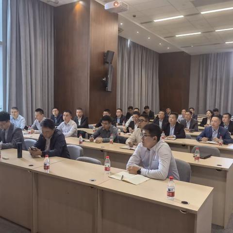 DB团队2023年“山城群英会” 暨重庆邮储项目组见面会