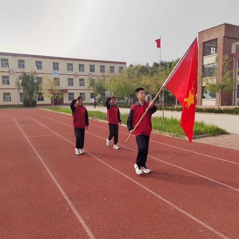 【全环境立德树人】“红领巾爱祖国”－化楼镇中心小学入队仪式