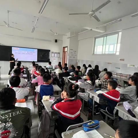 家长进课堂  携手促成长                                          ——高密市第三实验小学朝阳校区五年级家委入校园活动纪实