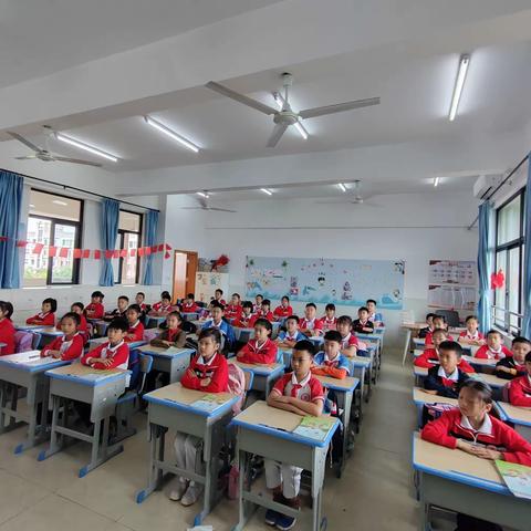 感受数学文化魅力，培养数学核心素养