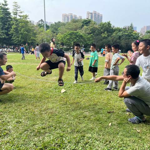 “亲子陪伴，朋辈同行”文汇一（3）凌云班七巧国片区活动开启