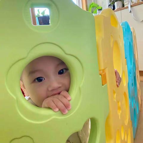 小孙子逗死人的一句话：换爷