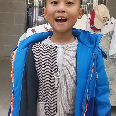 二（3）班邓多皓《气球之战》