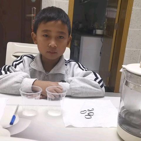 三3️⃣班邓多皓《该出汗了》