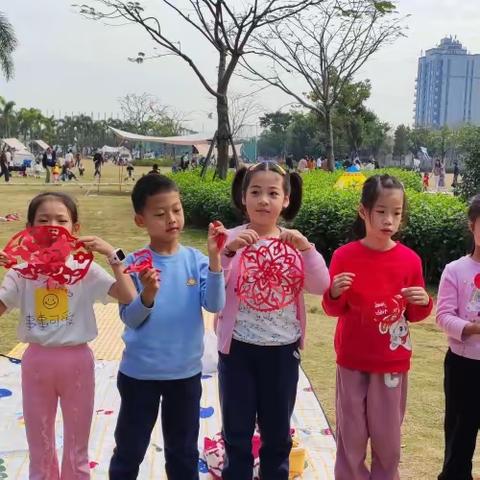 笑辞旧岁，趣迎新年