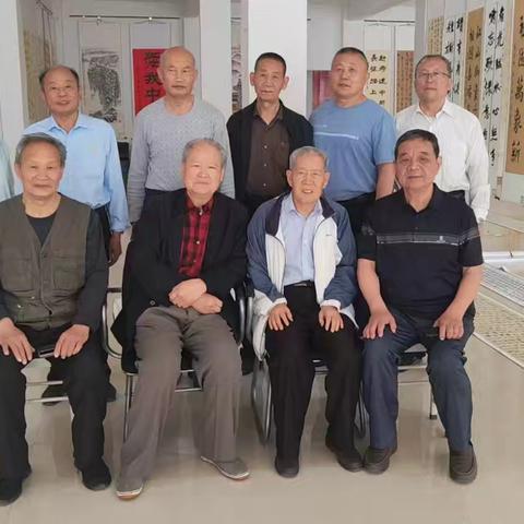 淄矿集团老年书画学会珑山分会“翰墨飘香庆祝五一” 书法长卷展